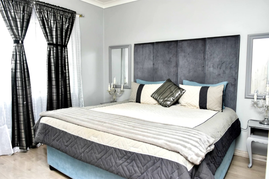 4 Bedroom Property for Sale in Abbotsford Eastern Cape